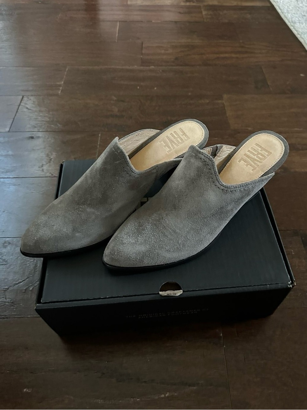 Frye Reed Mule size 8.5 Gray Brand new - Picture 7 of 9